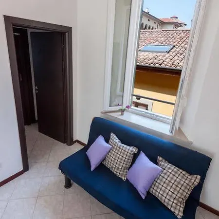 Apartment Casa Sofia -airport Free Shuttle-h24