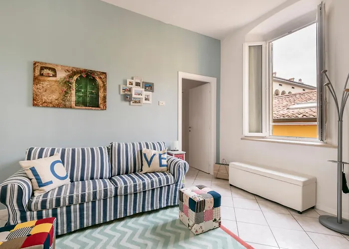 Casa Sofia -airport Free Shuttle-h24 Daire *